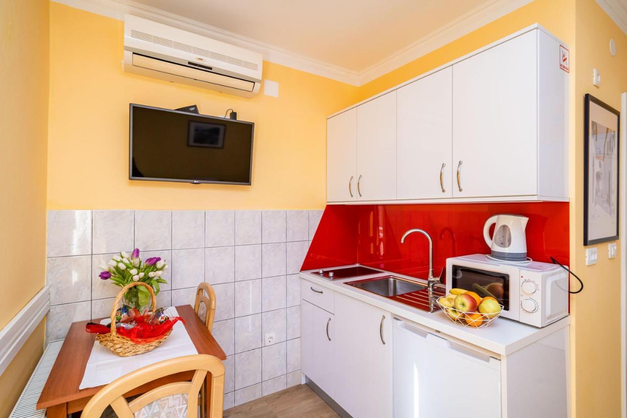 קאבטאט Apartmani Niki Zvekovica מראה חיצוני תמונה