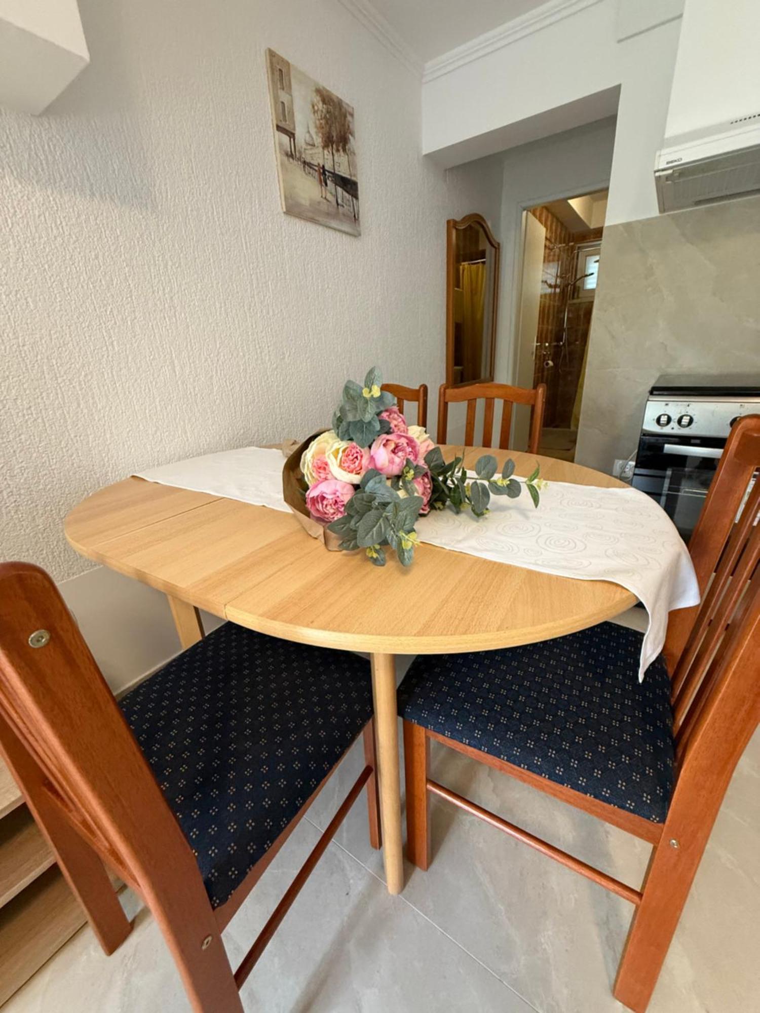 קאבטאט Apartmani Niki Zvekovica מראה חיצוני תמונה