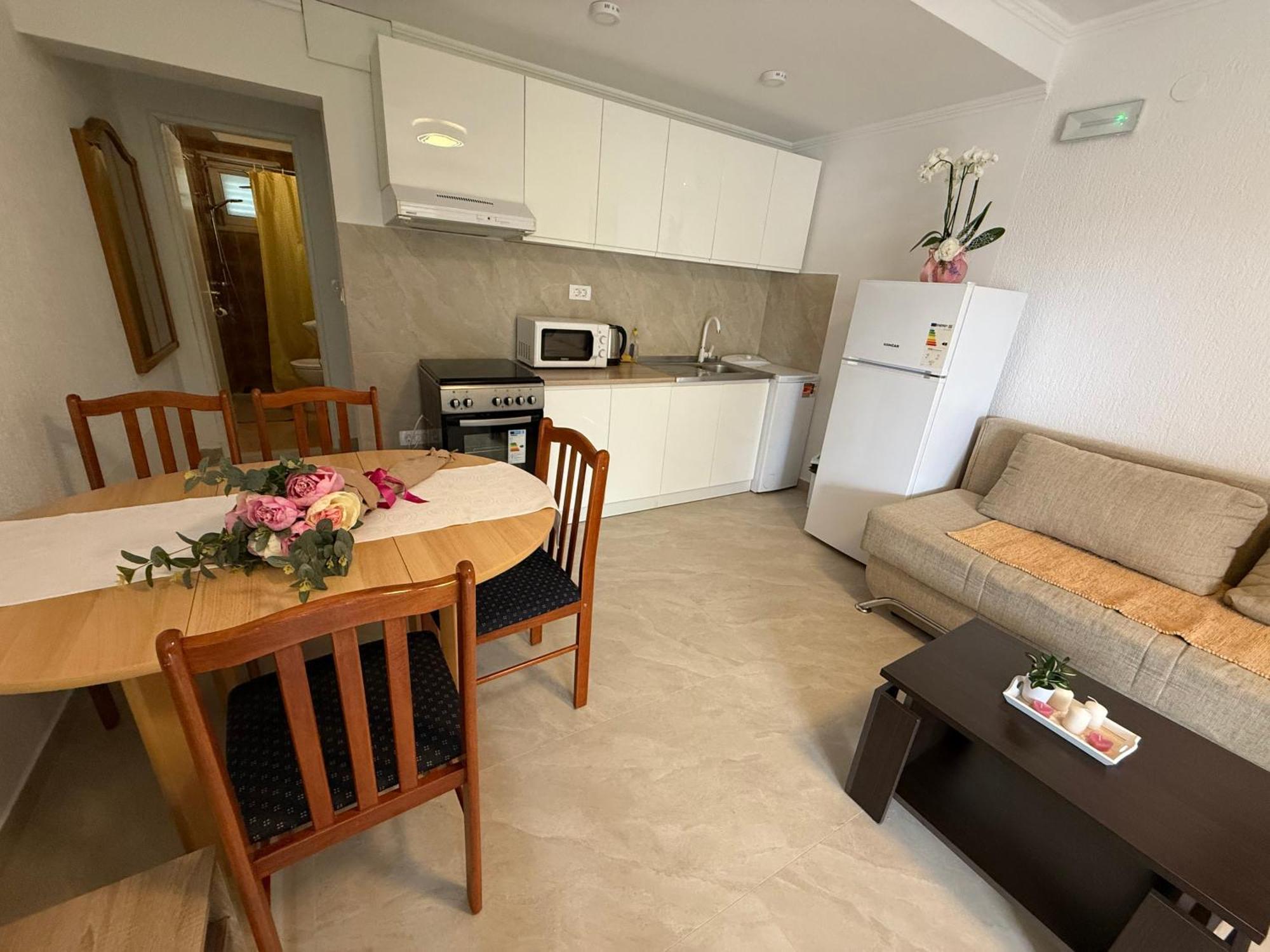 קאבטאט Apartmani Niki Zvekovica מראה חיצוני תמונה