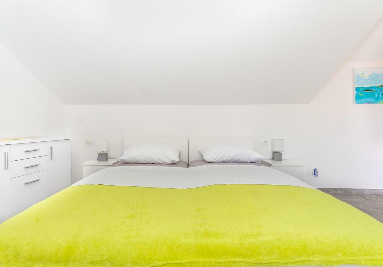 קאבטאט Apartmani Niki Zvekovica מראה חיצוני תמונה